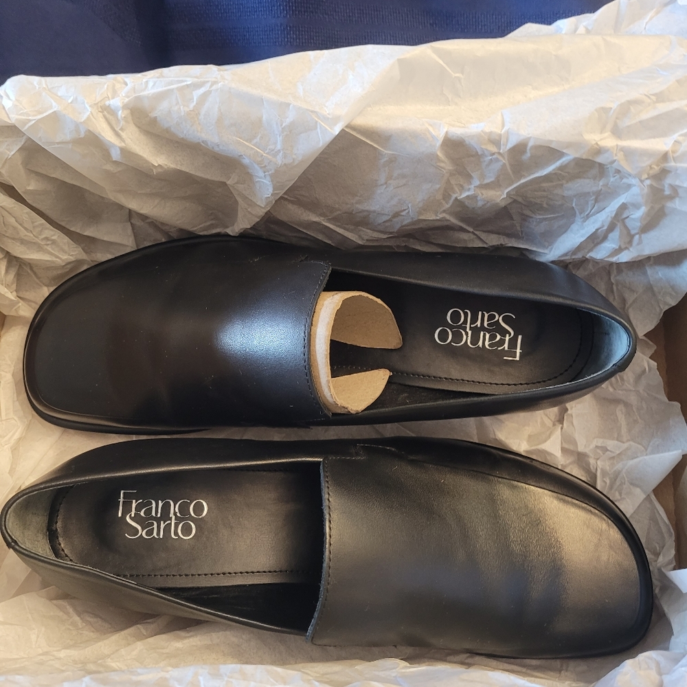 Ladies Loafer - Picture 7 of 9